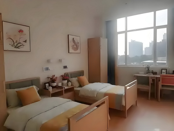 董路：做青训不挣钱，但我有企图心，不是存款6亿而是要扬名立万